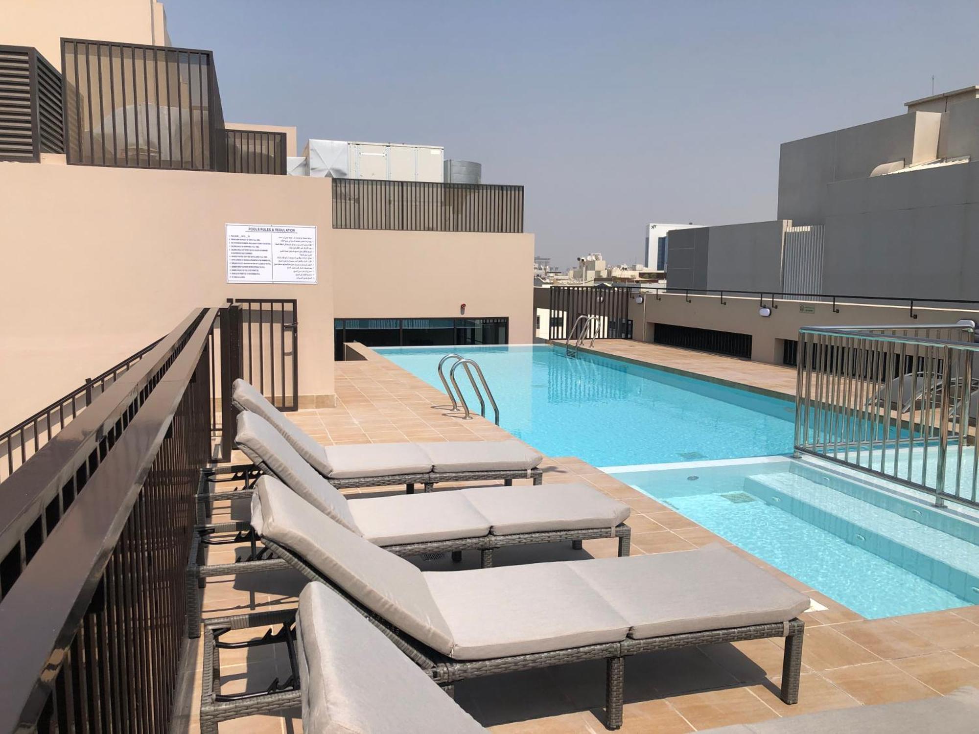Azur Regency Апартаменти *