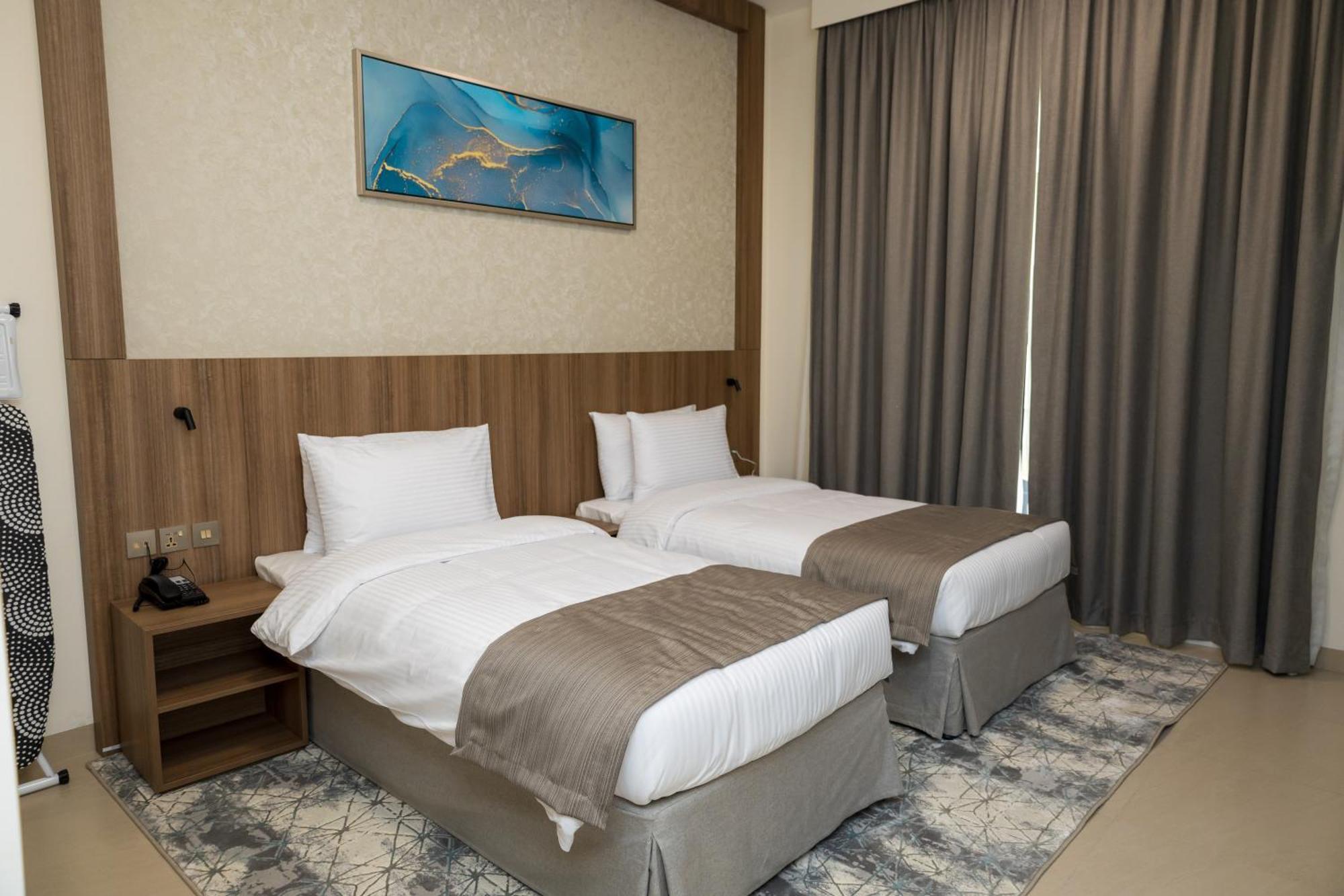 Azur Regency Апартаменти